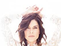Neve Campbell