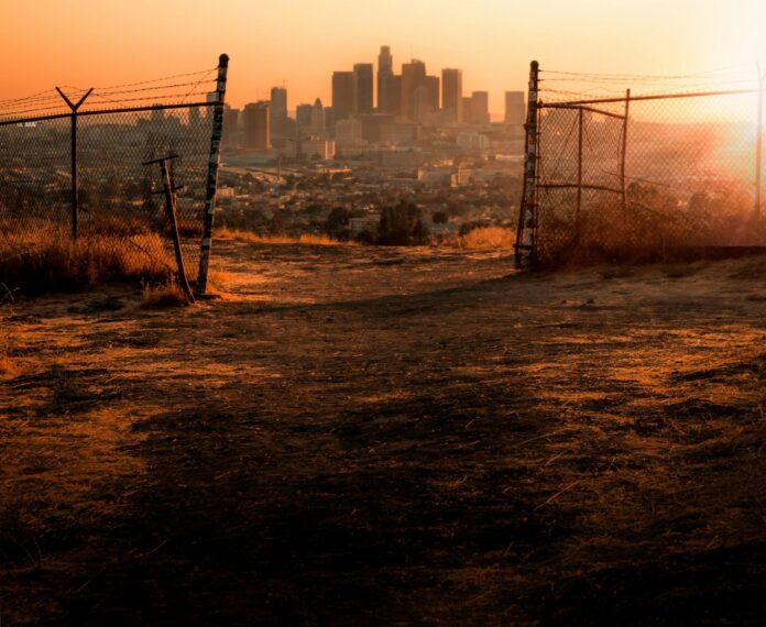 Photo by Daniel Lincoln on Unsplash