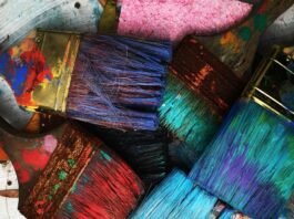 Photo by RhondaK Native Florida Folk Artist on Unsplash