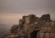 The Mycenaeans: The Fall Behind the Legends of Troy